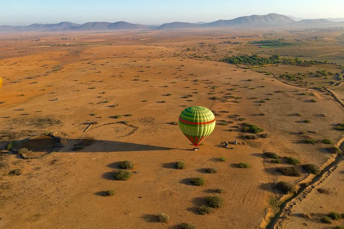 1-Hour VIP Morning Hot Air Balloon Flight from Marrakech with Breakfast - Watching the balloon rise over La Palmeraie
