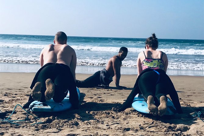 2 hours surf lesson in Agadir - The first part: wetsuit, warm-up, and beach instruction