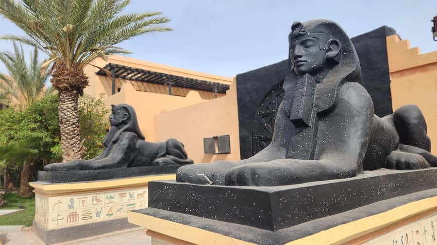 3-Day Desert Adventure: Ouarzazate to Merzouga - Guides, drivers, and how the trip runs