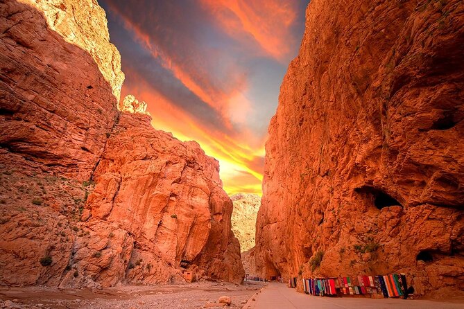 3-Day Desert Tour: Marrakech to Fes via Merzouga - Day three: Sunrise, Ziz Valley, and the road to Fez