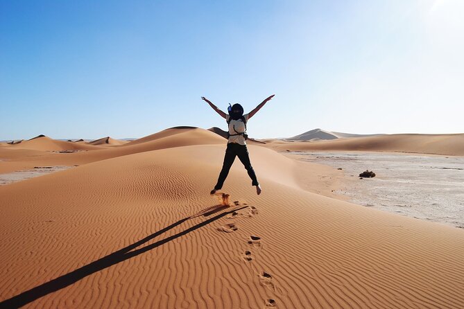 3-Day Luxury/Budget Desert Tour to Marrakech via Merouga from Fez - Reaching Erg Chebbi and riding into the Sahara