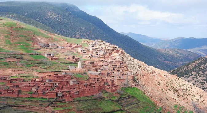 3 Day Trek in the Atlas Mountains and Berber Villages from Marrakech - Day two: From Tinghourine to Ait Aissa