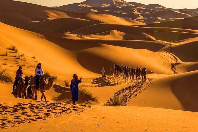 3 Days Desert Tour From Marrakech To Merzouga Désert And World Heritage Kasbah - Walking through Ait Benhaddou’s mud-brick lanes