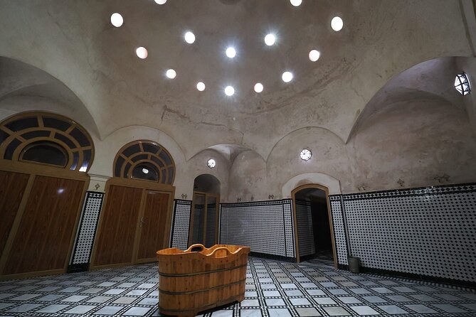 5-Hour Private Walking Tour of the Medina in Fez - Chouara Tannery and the strongest sensory stop