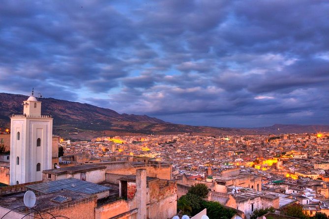 5-Hour Private Walking Tour of the Medina in Fez - Entering Fes el-Bali through Bab Boujloud