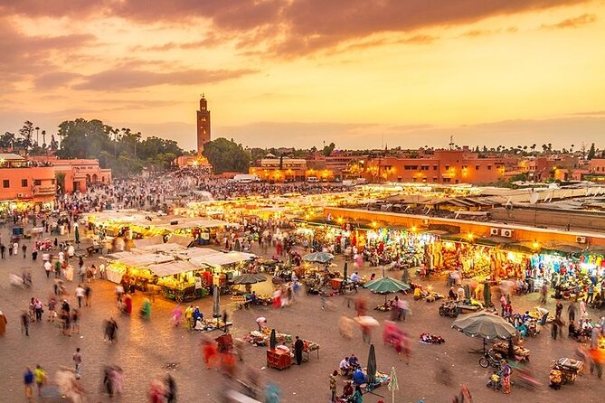 7 Days Luxury Desert Tour From Casablanca to Marrakech via fez -Camel trekking - Day 1: Casablanca to Chefchaouen’s blue medina