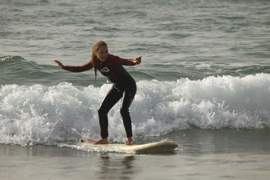 Agadir: Taghazout Beach Surf Lesson with Lunch and Transfer - From Agadir to Taghazout at 9:15 a.m.