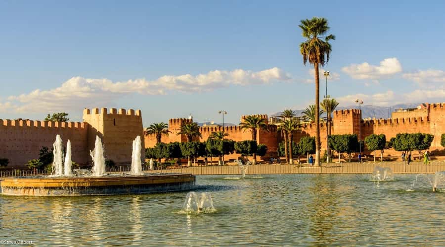 Agadir: Taroudant Oasis and Tiout Day Trip with Lunch Option - Guides, languages, and the pace of the day