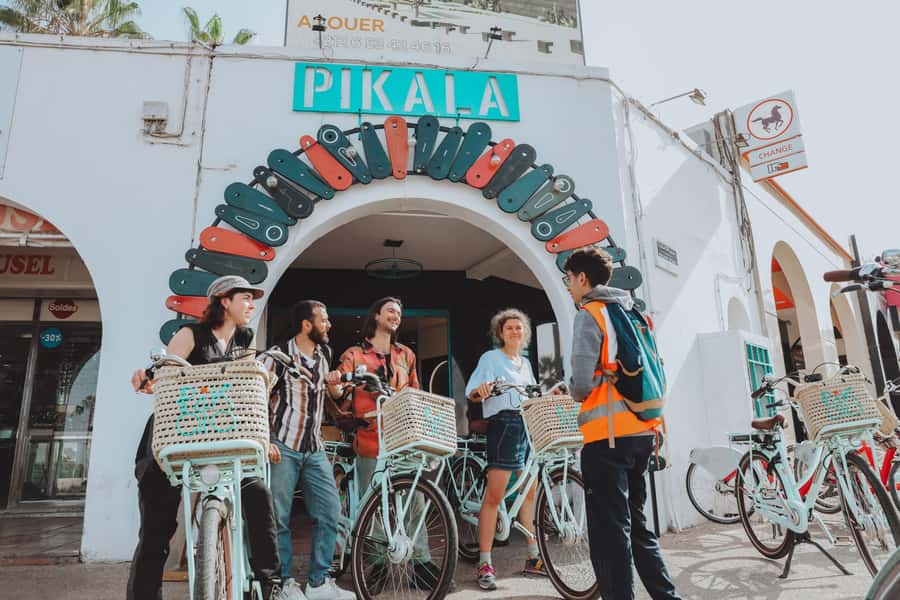 Agadir: Unleash Your Adventure with Electric Bicycles! - Getting comfortable on the electric bikes