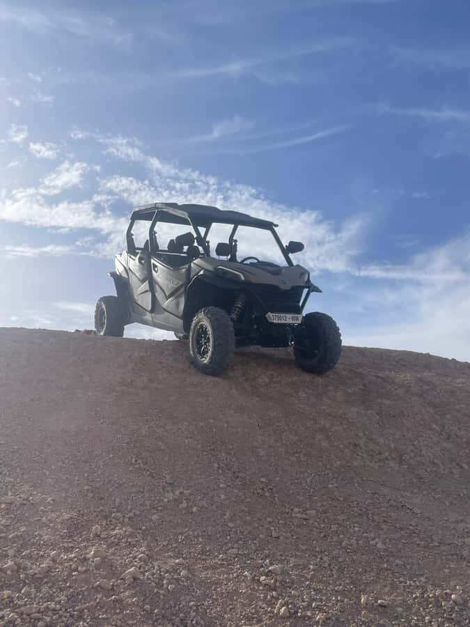 Agafay Desert 4-Seater Buggy Experience | Family & Premium - Getting acquainted with the 1000cc four-seat buggy
