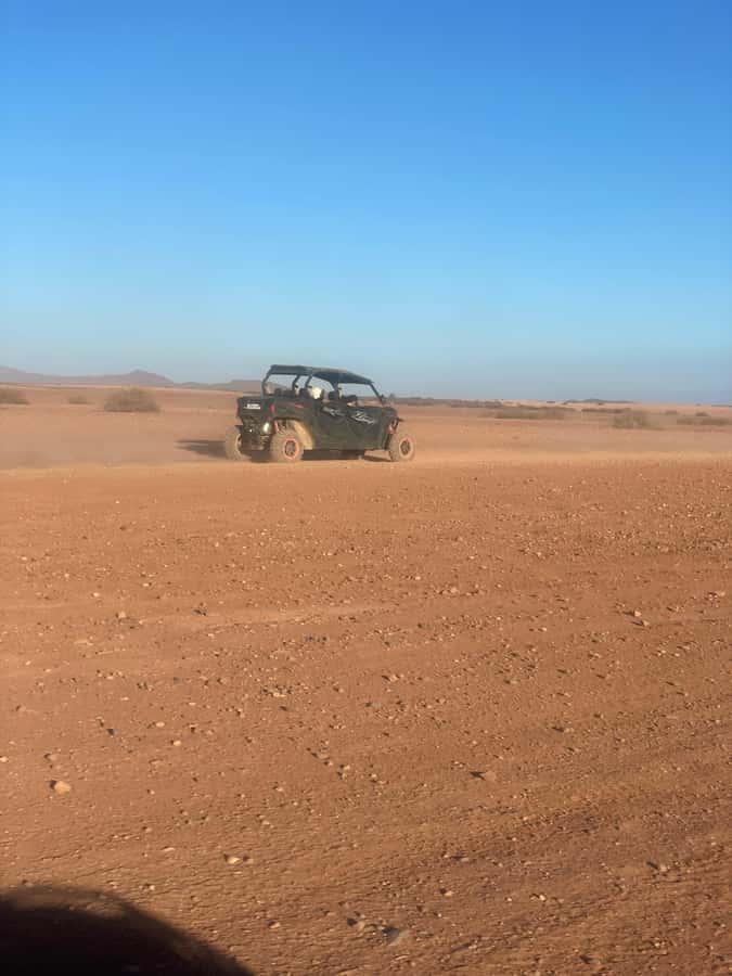 Agafay Desert 4-Seater Buggy Experience | Family & Premium - Families, friends, and driving turns