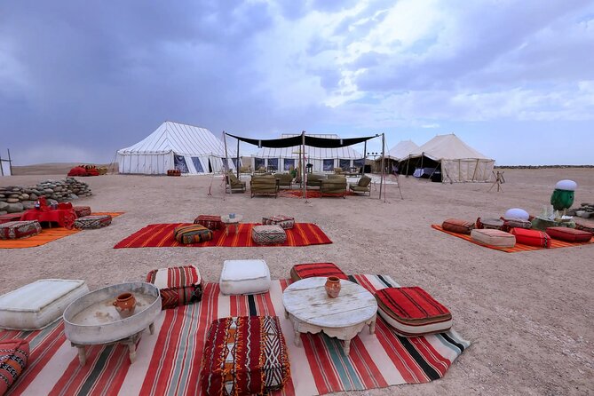 Agafay Desert Day Trip From Marrakech - Dinner, music, and the Moroccan stage show