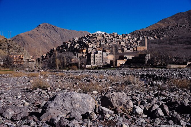 Atlas Mountain Full Day Tour with Three Valleys and Waterfalls - What the guide and vehicle add