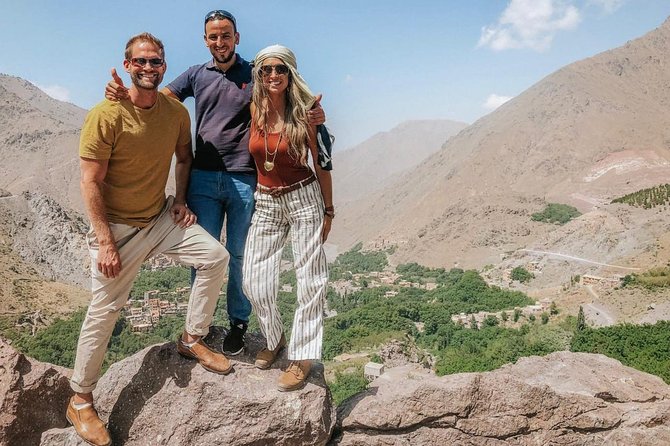 Atlas Mountain, home made lunch & camel ride in Agafay Desert - Crossing the roads toward Agafay