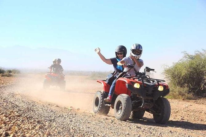 ATV Quad biking in Marrakech desert palmgrove - Getting comfortable on a 300CC quad