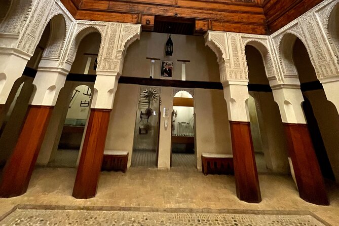 Authentic Fez tour - Moulay Idriss II and the start of the old city