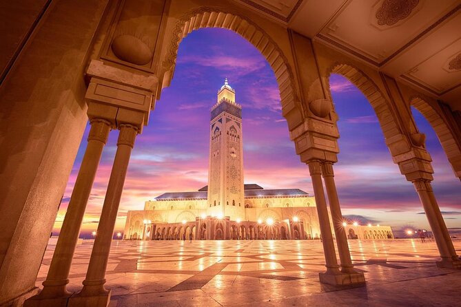 Casablanca City Night Tour and Traditional Moroccan Dinner - Mohammed V Square and Casablanca’s formal center