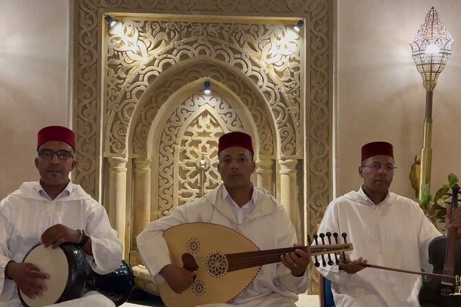 Casablanca City Night Tour and Traditional Moroccan Dinner - Twin Center: Casablanca’s modern side