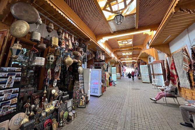Casablanca City Tour: Hassan II Mosque, Arab League Park & Sights - Habous combines planned streets with local shopping