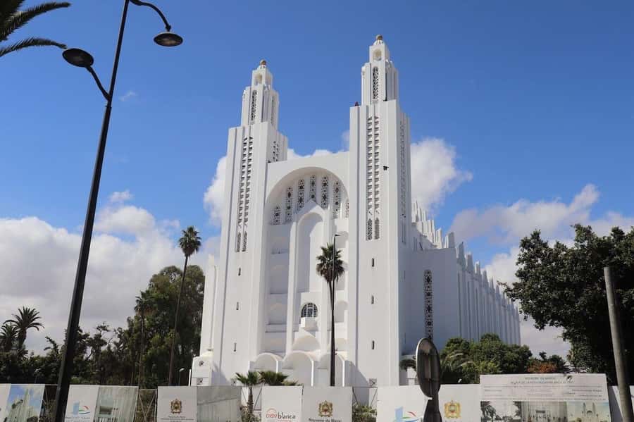 Casablanca Full-Day City Tour with round-trip hotel transfer - Hassan II Mosque, Casablanca’s grand opening scene