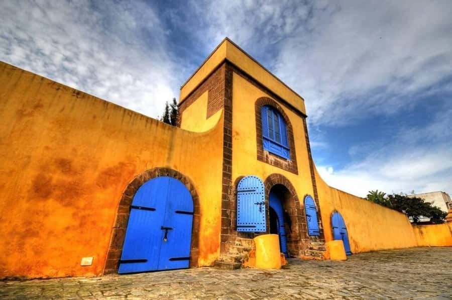Casablanca Full-Day City Tour with round-trip hotel transfer - The Corniche and Atlantic views