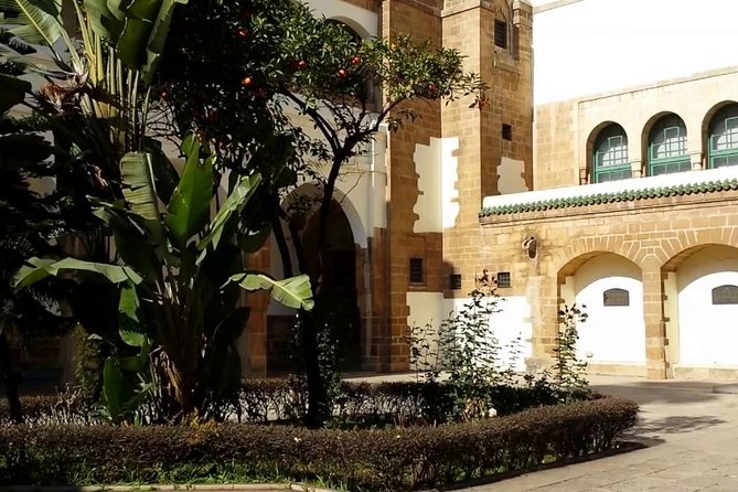 Casablanca Guided City Tour - One hour in Quartier Habous