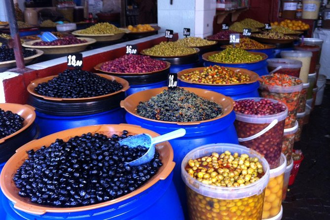 Casablanca Guided City Tour - Guides, drivers, and the uneven service