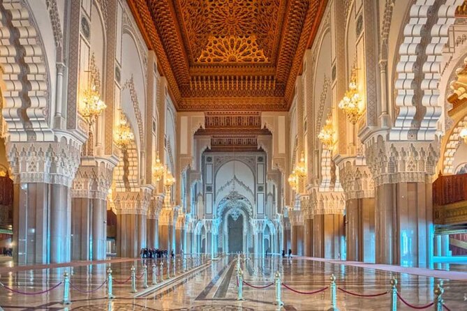 Casablanca Guided Tour of Hassan II Mosque and Arab League Park - Who will get the most from this tour?