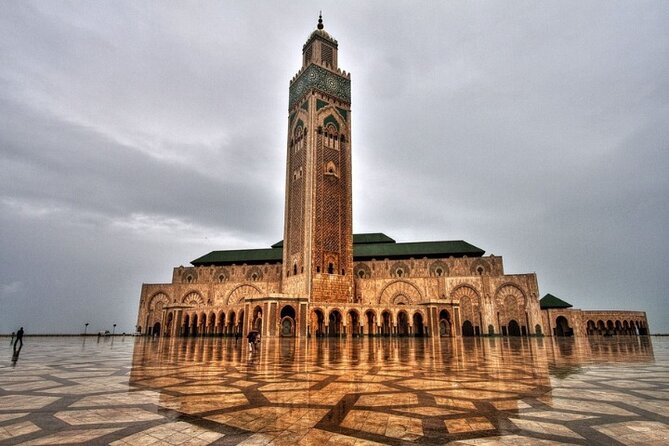 Casablanca Guided Tour with professional guide and lux vehicle - Hassan II Mosque, Casablanca’s grand coastal landmark