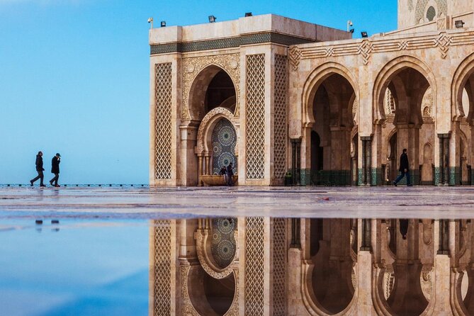 Casablanca Guided Tour with professional guide and lux vehicle - Rick’s Café and the Casablanca film connection