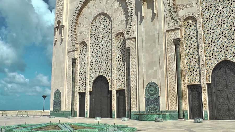 Casablanca: Hassan II Mosque Guided Tour with Entry Ticket - Why Hassan II Mosque deserves two hours