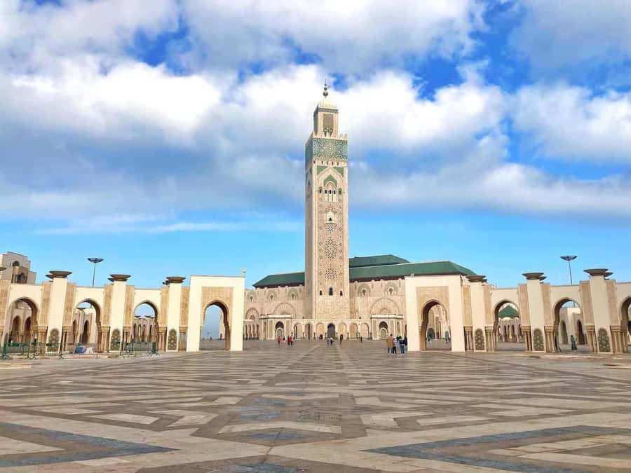 Casablanca: Hassan II Mosque Guided Tour with Entry Ticket - Clothing, timing, and simple preparation