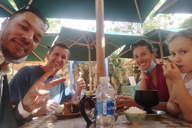 Casablanca Private Full-Day Highlights Tour - Central Market brings you closer to everyday Casablanca