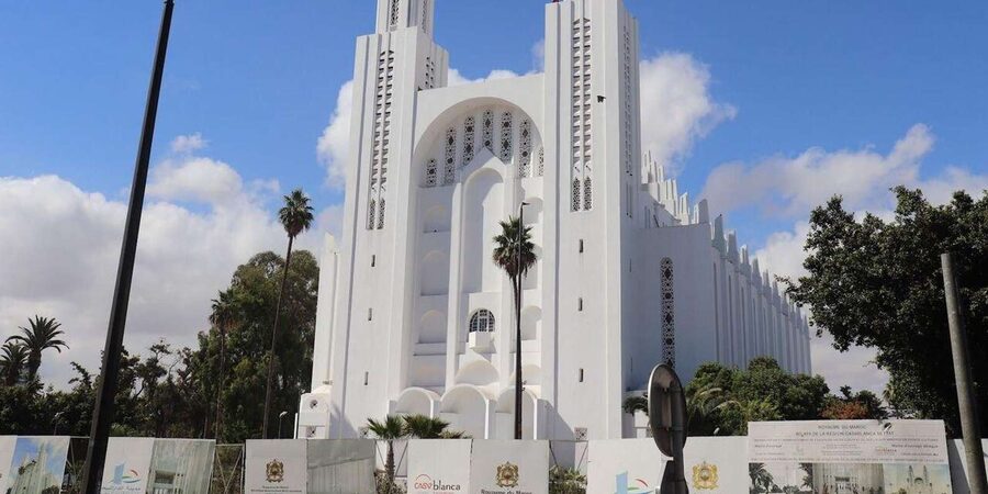 Casablanca: Private Guided Tour with lunch - The Central Market, where lunch meets local flavor