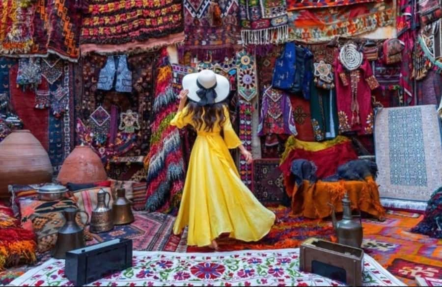 Casablanca: Private Guided Tour with lunch - Royal Palace, Anfa, and Casablanca’s changing character