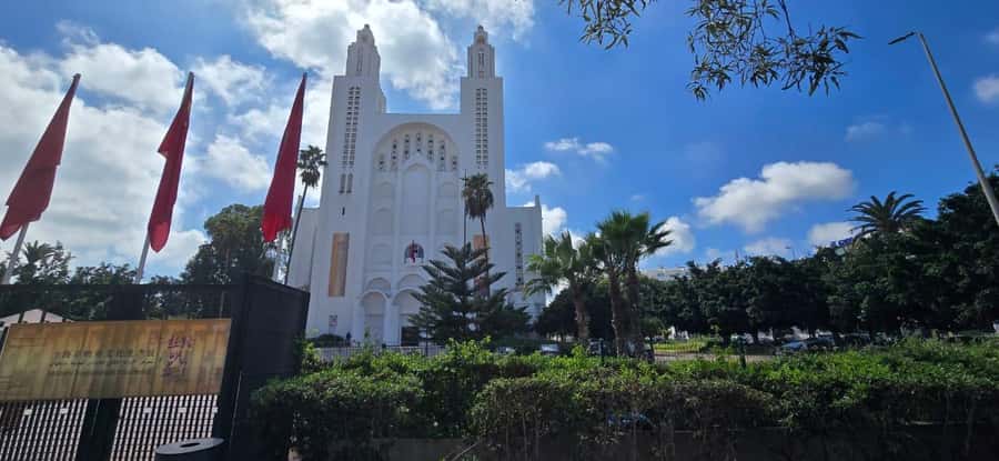 Casablanca: Private Guided Tour with lunch - Hassan II Mosque and the Atlantic edge
