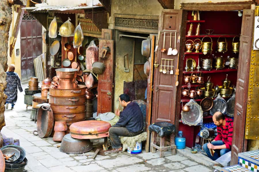 Casablanca to Fez: Scenic & Historical Day Trip with Lunch - The craft workshops and the shopping question