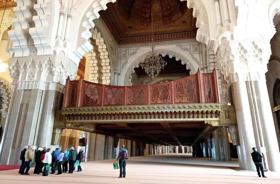 Casablanca: Tour & Guided Mosque Ticket Cruise Excursion - The mosque visit, step by step