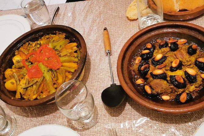 Cooking class with Chef Najla - Learning Moroccan cooking in a home kitchen