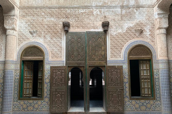 Day Trip from Marrakech to the ancient Kasbah Ait Ben Haddou & Telouet valley - Who should book this experience?