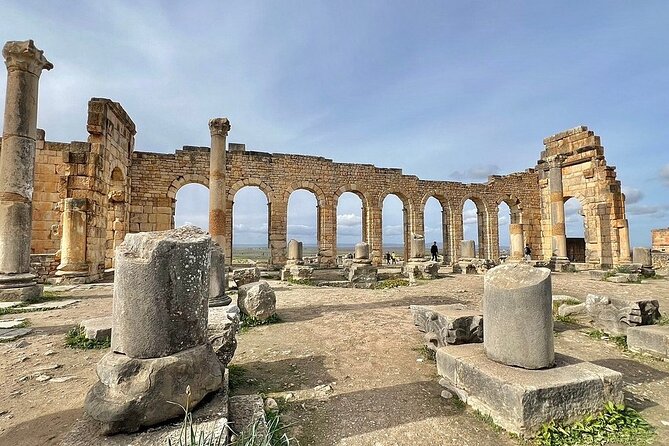 Day trip to Volubilis - Moulay Idriss & Meknes From Fes - Transport, timing, and the shape of the day