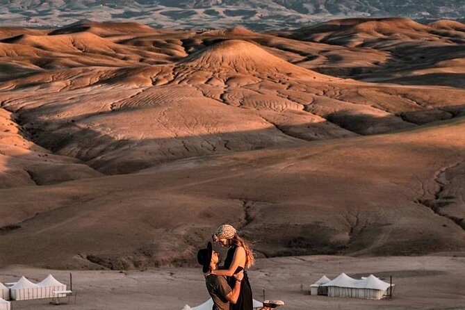 Dinner Show & camel ride with sunset views - Guides and the human side of the experience