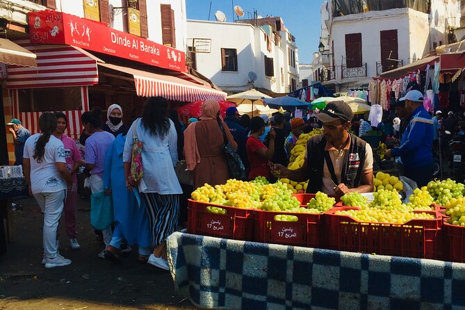 Discovering Life & Walk Inside Old Medina /With Taxi Back Hotel - The guides and the quality of the experience