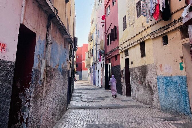 Discovering Life & Walk Inside Old Medina /With Taxi Back Hotel - Inside Casablanca’s maze of lanes