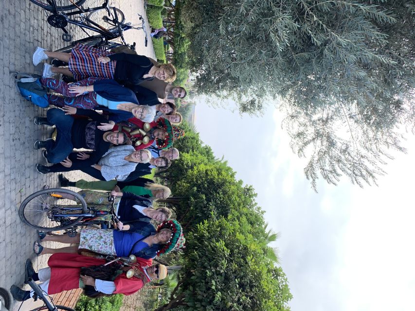 Dutch Bike Tour in Marrakech with Local Guide - What the guide adds to the ride