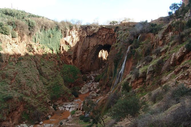Emin Evry's Cave and Ouzoud waterfalls - The optional boat across the basin