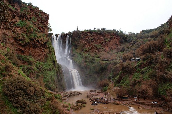 Emin Evry's Cave and Ouzoud waterfalls - Lunch, free time, and the long return to Marrakech