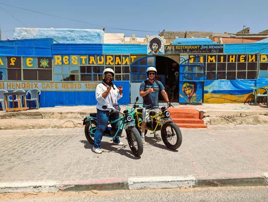 Essaouira: Area Highlights Guided E-Bike Tour - Starting near Bab Sbaa with a quick riding lesson