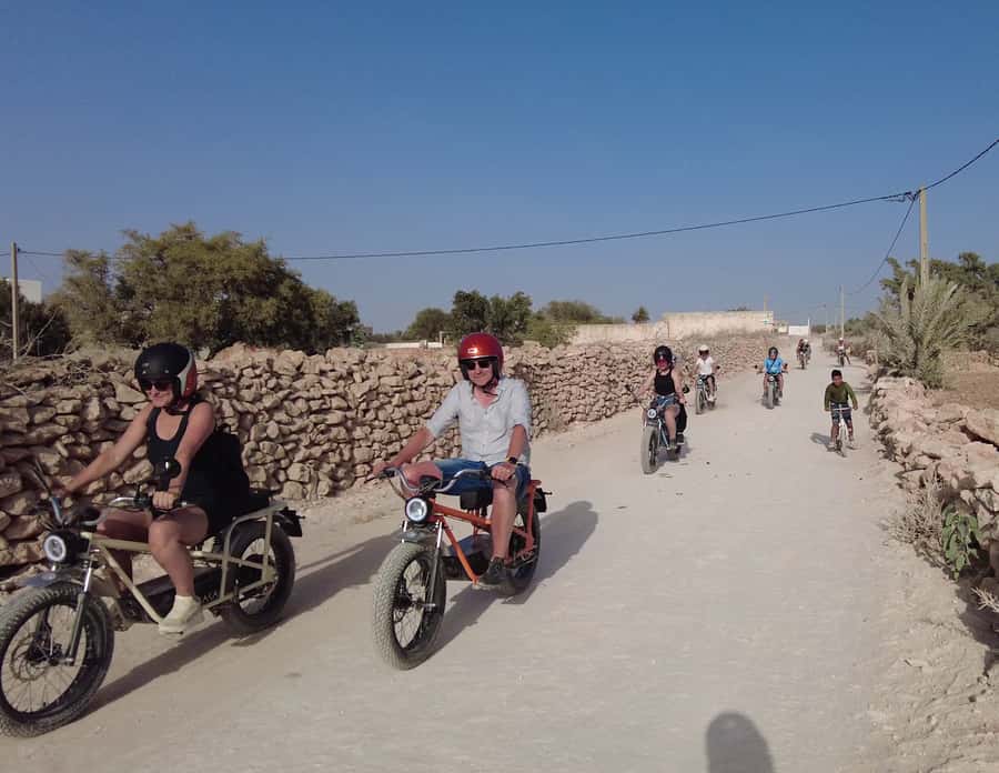 Essaouira: Area Highlights Guided E-Bike Tour - Tea, cake, and a quiet route back to Essaouira