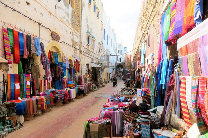Essaouira-Full-Day-Trip-From-Marrakech - Guide quality and the shared-vehicle question
